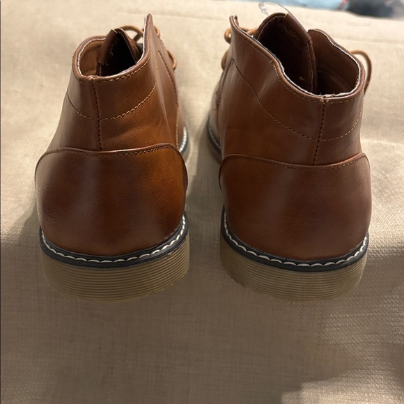 London Fog Blackburn Chukka Boots - Picture 8 of 9